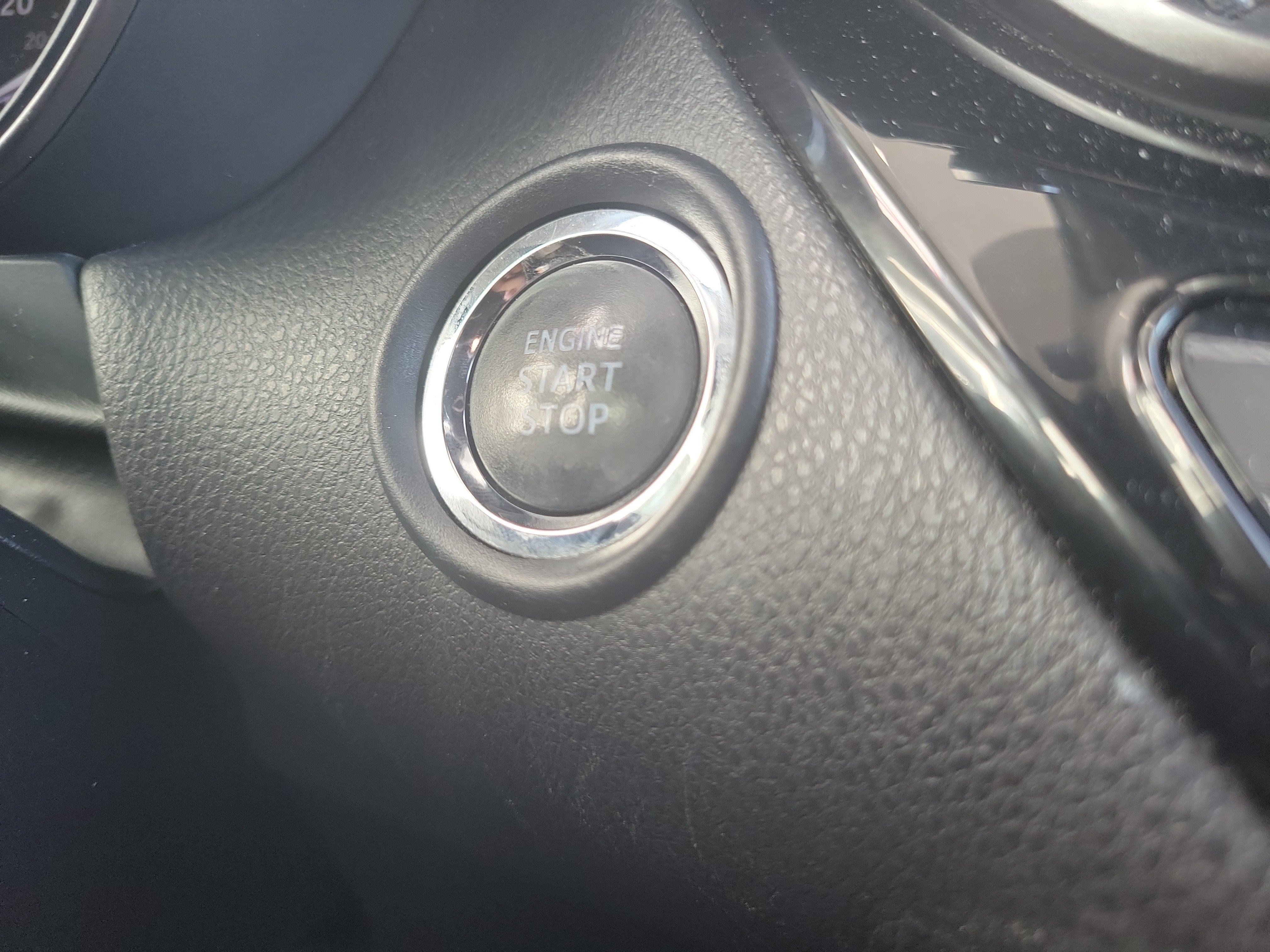 Used 2021 Toyota C-HR XLE FWD image 28