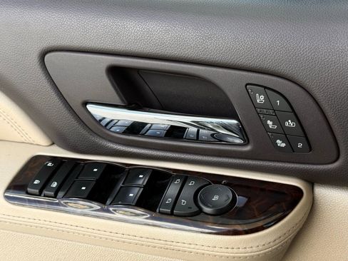 Used 2013 GMC Yukon Denali image 40