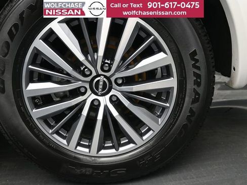 Used 2023 Nissan Armada SL w/ Cargo Package image 9