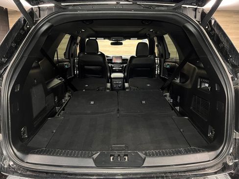 Used 2021 Ford Explorer ST image 26