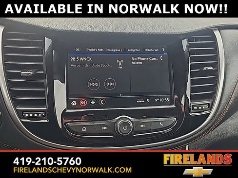 Certified 2022 Chevrolet Trax LT w/ Driver Confidence Package image 33