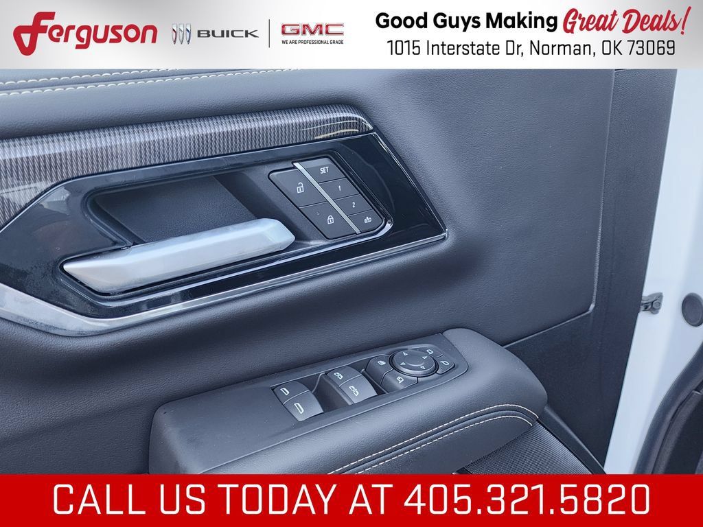 New 2026 GMC Yukon Elevation AWD/4WD image 13