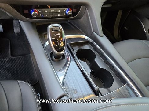 Used 2020 Buick Enclave Premium w/ Sun and Sites Package image 27