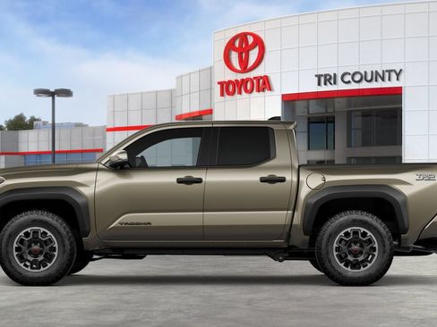 New 2026 Toyota Tacoma TRD Off-Road AWD/4WD image 4