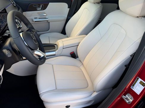 New 2026 Mercedes-Benz GLA 250 GLA 250 image 5