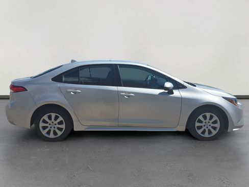 Used 2024 Toyota Corolla LE FWD image 6