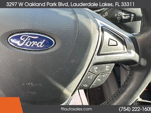 Used 2017 Ford Fusion Titanium image 43