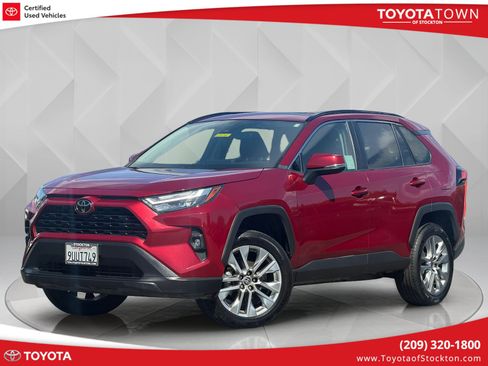 Certified 2023 Toyota RAV4 XLE Premium AWD/4WD image 1