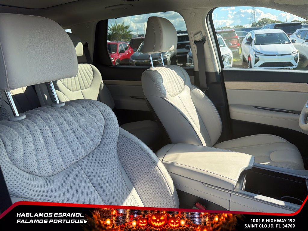 Used 2024 Hyundai Palisade Limited AWD/4WD image 35