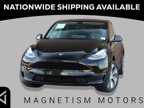 Used 2023 Tesla Model Y Long Range AWD/4WD image 1