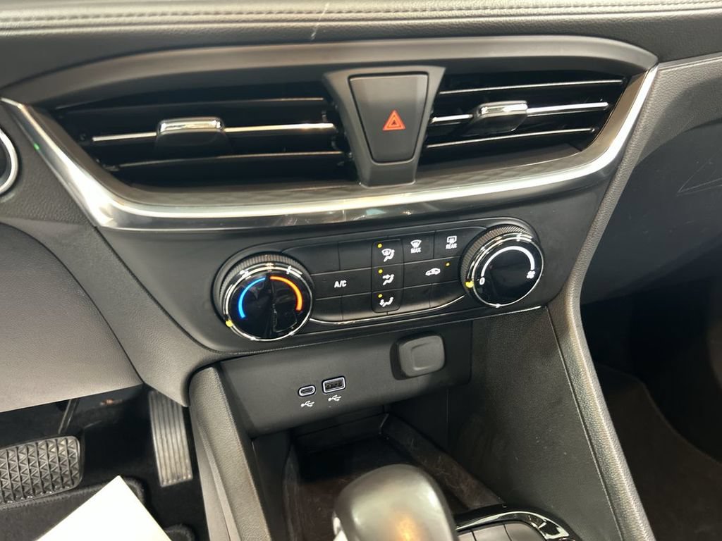 Certified 2024 Buick Encore GX Preferred FWD image 16