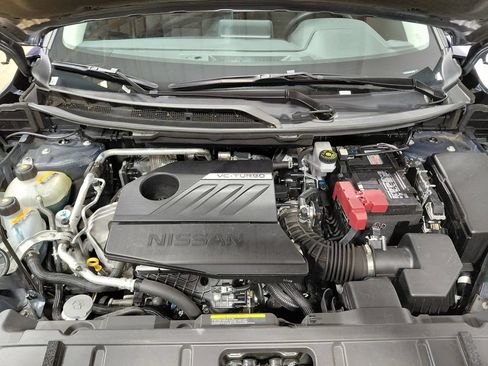Used 2025 Nissan Rogue SV AWD/4WD image 17