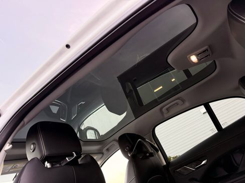 Used 2020 Jaguar I-PACE S image 39