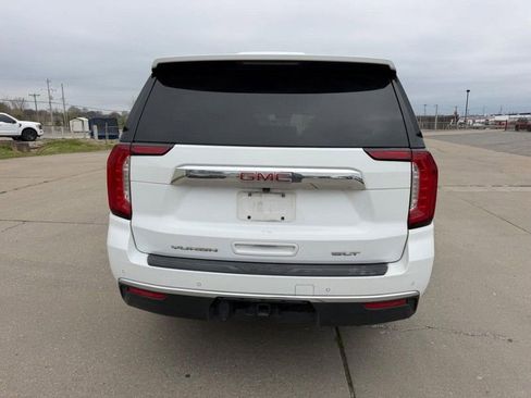 Used 2023 GMC Yukon XL SLT w/ SLT Premium Package AWD/4WD image 4