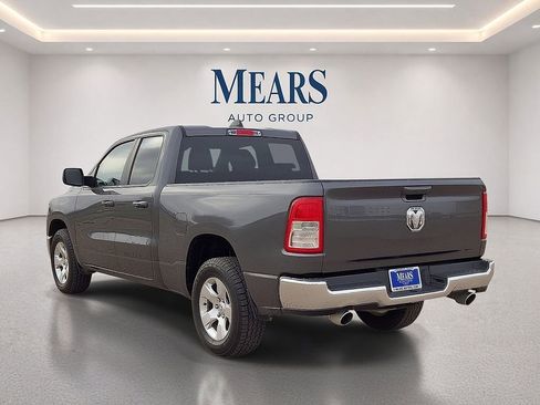 Used 2021 RAM 1500 Big Horn RWD image 3