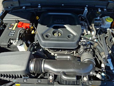 Used 2023 Jeep Wrangler Sahara w/ Cold Weather Group image 25