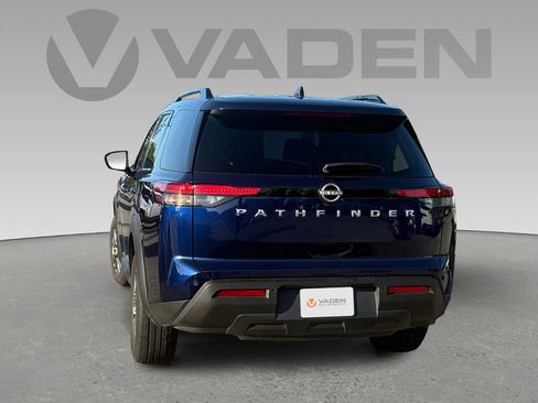 Used 2025 Nissan Pathfinder SV FWD image 19