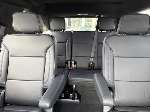 Used 2025 GMC Yukon Denali w/ LPO, Floor Liner Package image 20