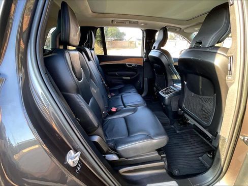 Used 2023 Volvo XC90 B6 Plus w/ Protection Package Premier image 30