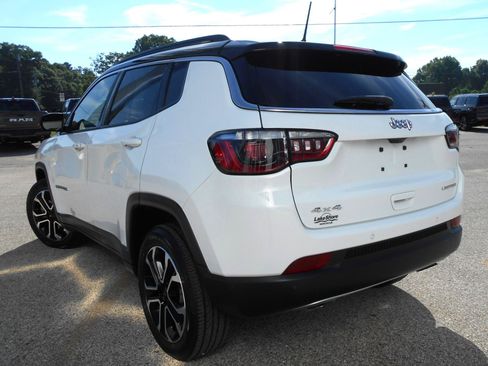 Certified 2023 Jeep Compass Limited AWD/4WD image 3