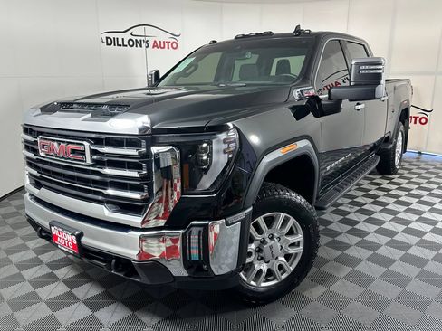 Used 2024 GMC Sierra 2500 SLT w/ SLT Convenience Package AWD/4WD image 2