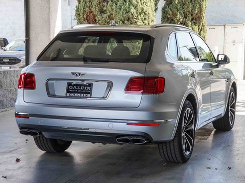 Used 2019 Bentley Bentayga AWD/4WD image 4