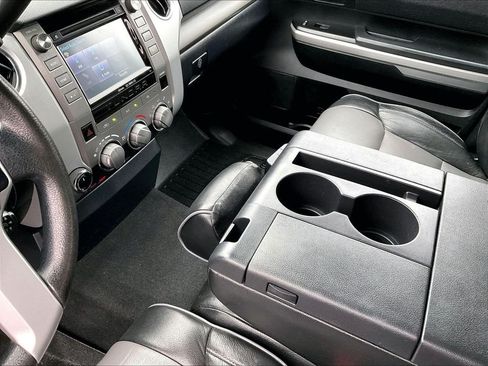 Used 2017 Toyota Tundra SR5 AWD/4WD image 20