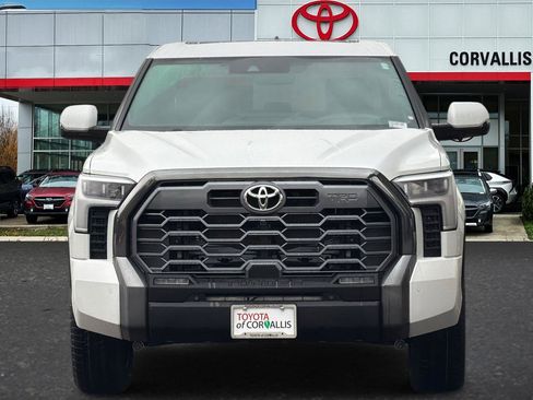 New 2026 Toyota Tundra Platinum w/ TRD Off-Road Package image 3