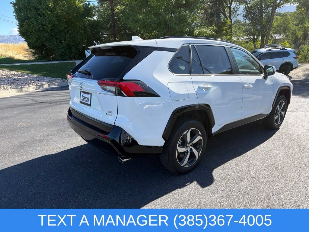Used 2025 Toyota RAV4 SE AWD/4WD image 3