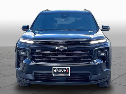Used 2024 Chevrolet Traverse LT w/ Midnight/Sport Edition FWD image 4
