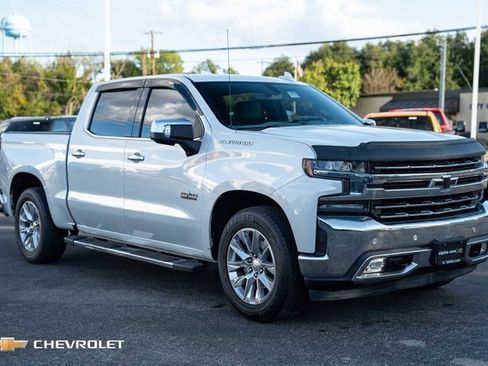 Used 2019 Chevrolet Silverado 1500 LTZ w/ LTZ Texas Edition image 2