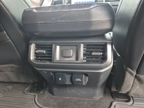 Used 2022 Ford F150 Lariat AWD/4WD image 25