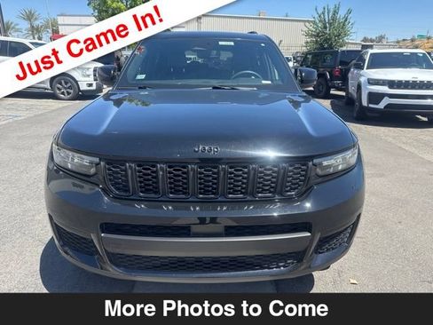 Used 2023 Jeep Grand Cherokee L Laredo AWD/4WD image 9