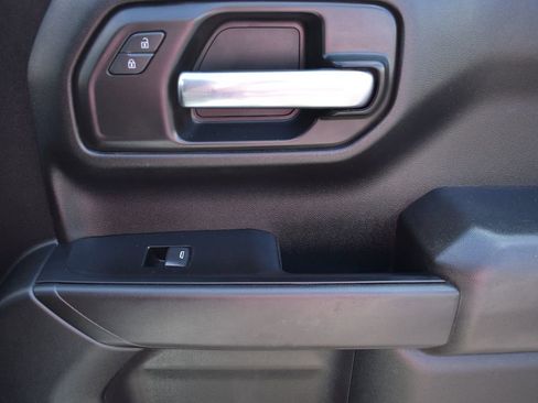 Used 2021 Chevrolet Silverado 1500 Custom RWD image 18