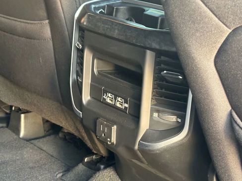 Used 2019 RAM 1500 Big Horn image 26