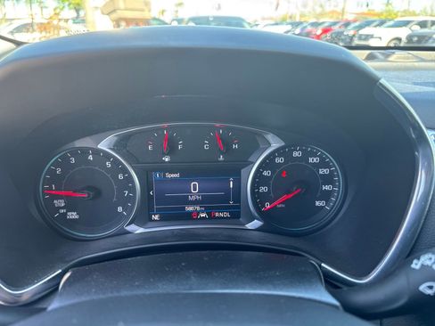 Used 2020 Chevrolet Equinox LT image 18