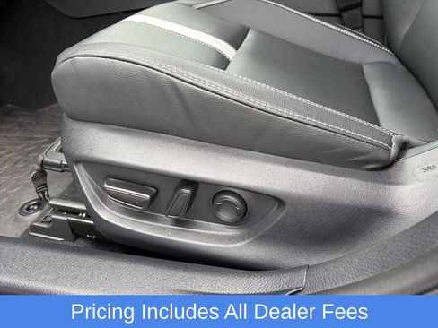 Used 2025 Toyota Camry SE w/ Convenience Package AWD/4WD image 17