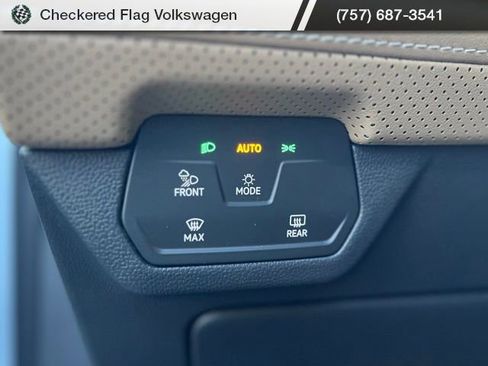 New 2026 Volkswagen Atlas SE image 18