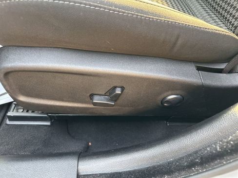 Used 2023 Dodge Charger SXT RWD image 14