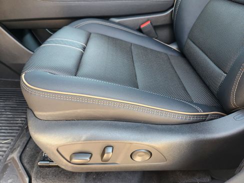 New 2026 Chevrolet Traverse High Country w/ LPO, Floor Liner Package FWD image 19