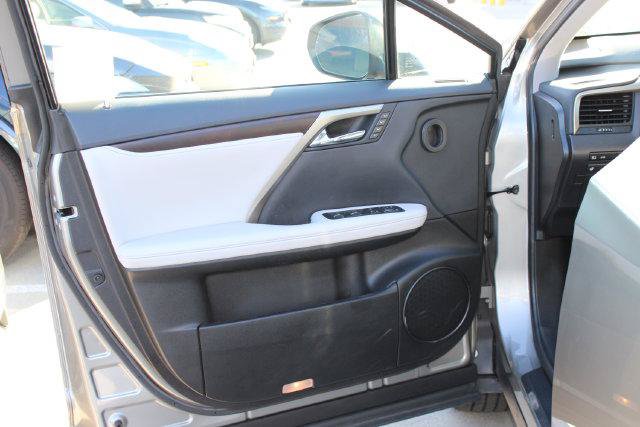 Certified 2022 Lexus RX 350 FWD w/ Premium Package image 11