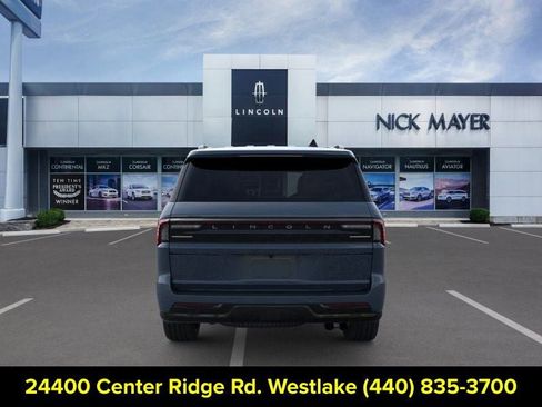 New 2026 Lincoln Navigator Reserve w/ Jet Appearance Package AWD/4WD image 5