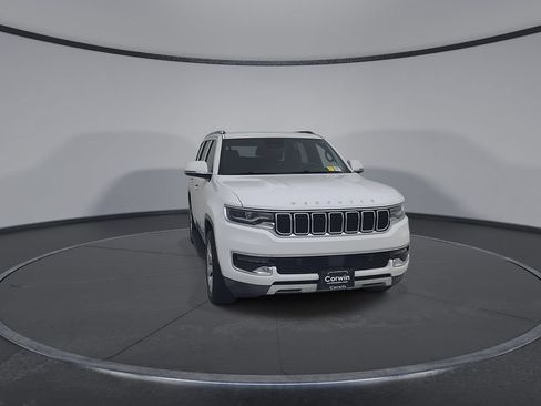Certified 2022 Jeep Wagoneer Series II AWD/4WD image 5