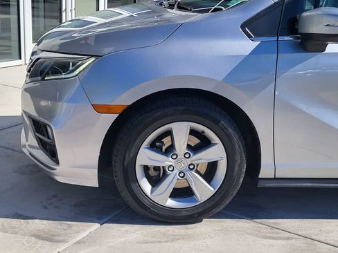 Used 2018 Honda Odyssey EX image 8
