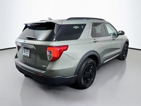 Used 2020 Ford Explorer XLT w/ Cold Weather Package AWD/4WD image 7