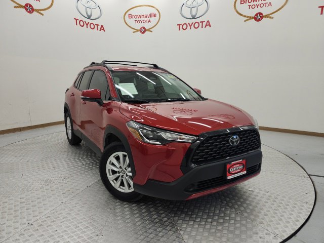 Used 2024 Toyota Corolla Cross LE FWD image 1