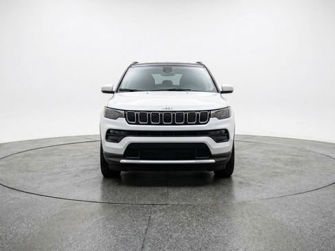 Used 2025 Jeep Compass Limited image 2