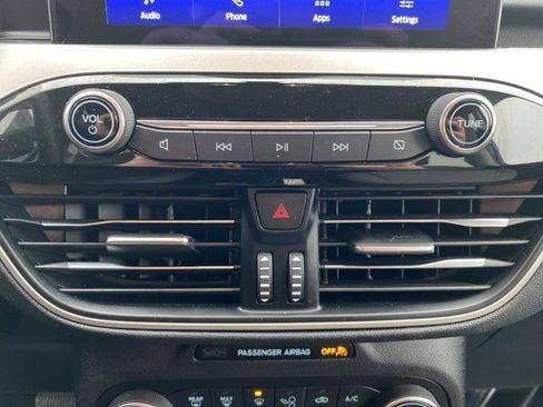 Used 2020 Ford Escape SE Sport image 28