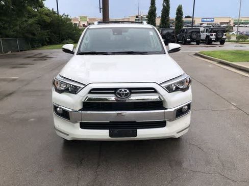 Used 2020 Toyota 4Runner Limited AWD/4WD image 9