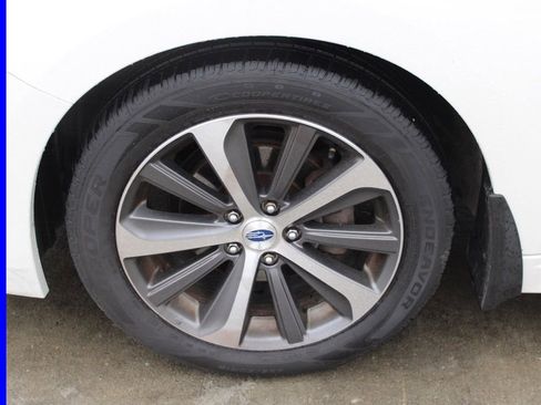 Used 2017 Subaru Legacy 2.5i Limited w/ Popular Package #4 AWD/4WD image 12